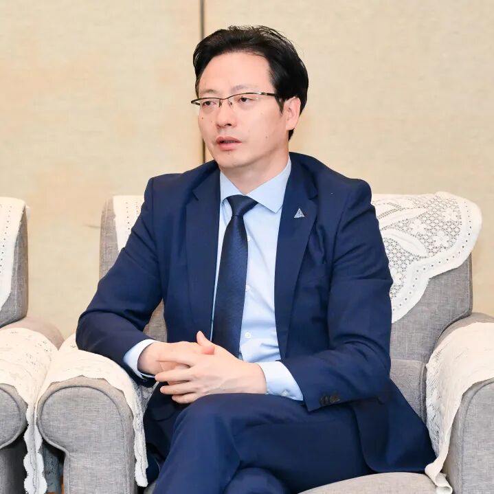 下一代光伏技术突围：路线分化、量产突破与成本攻坚