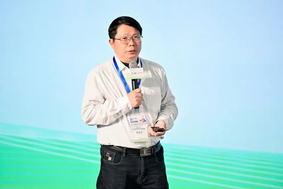 第十二届分布式光伏+储能会议在无锡太湖国际博览中心成功举办