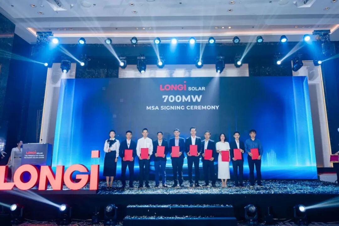 765MW，隆基、爱旭东南亚BC“大捷”