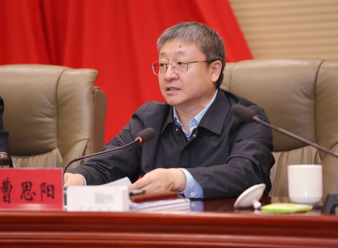 新增新能源装机3500万千瓦，内蒙古2026年全区能源工作会议召开