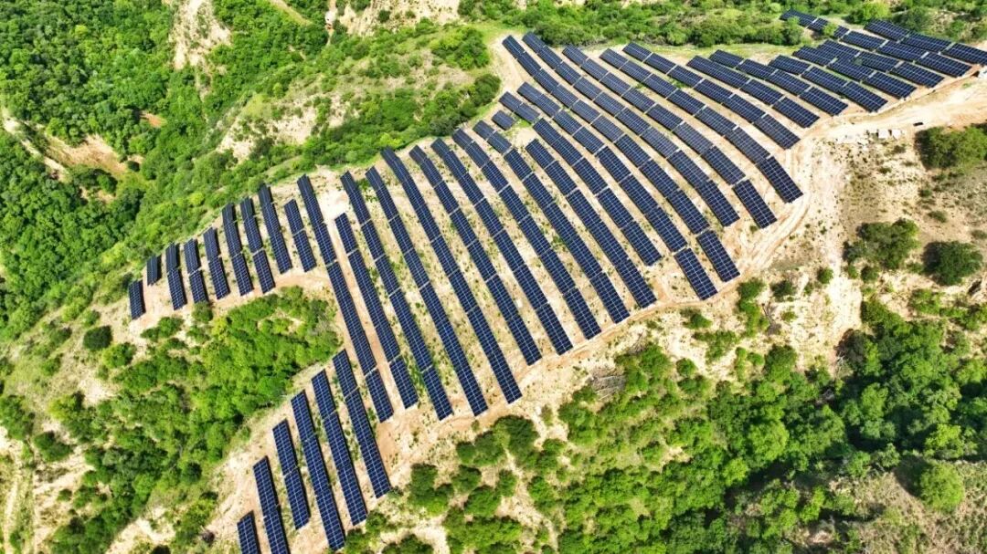 陕西300MW光伏项目全面投产