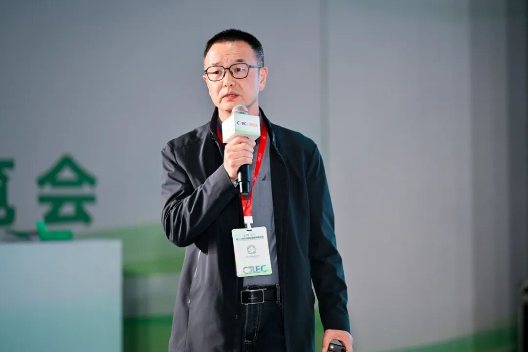 第十二届分布式光伏+储能会议在无锡太湖国际博览中心成功举办