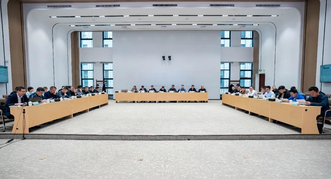 内蒙古电力多边交易市场管理委员会召开2025年第二次全体大会